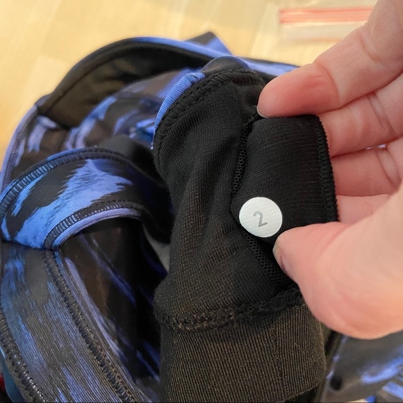 BNWOT Lululemon women’s Kanto Catch ‎ me tank in size 2 - Picture 9 of 9